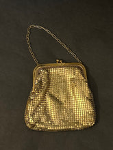 Load image into Gallery viewer, Vintage 1940s Whiting &amp; Davis Co. Gold Tone Mesh Kiss Lock Handbag Purse Small
