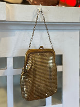 Load image into Gallery viewer, Vintage 1940s Whiting &amp; Davis Co. Gold Tone Mesh Kiss Lock Handbag Purse Small
