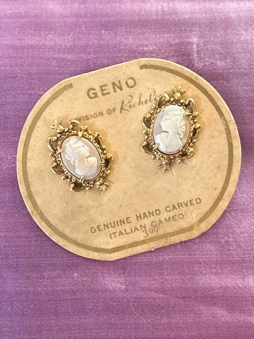 Vintage 1960s Deadstock New Old Stock GENO Richelieu Genuine Hand Carved Italian Cameo Gold Tone Clip on Screwback Earrings
